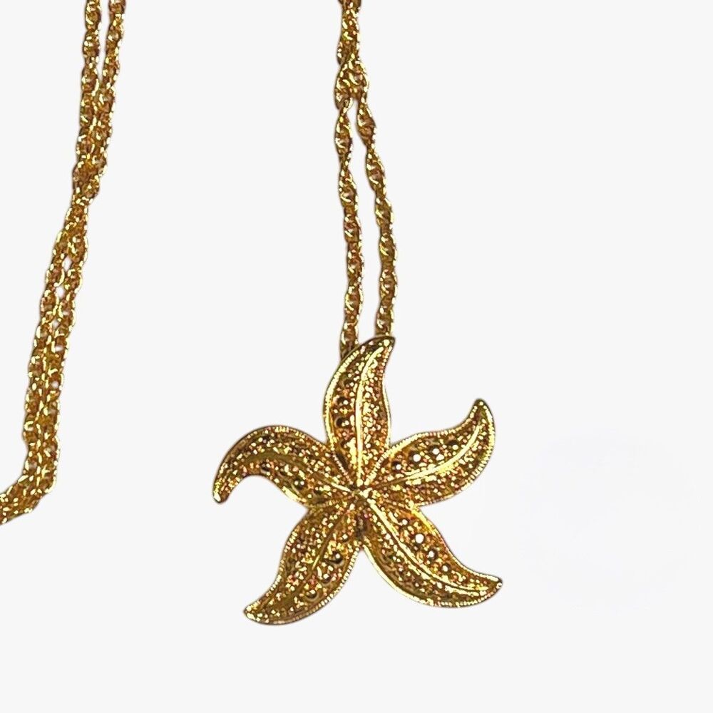 VTG Avon Starfish Pendant Necklace Gold Tone Star Fish Beach Nautical Chain 30"